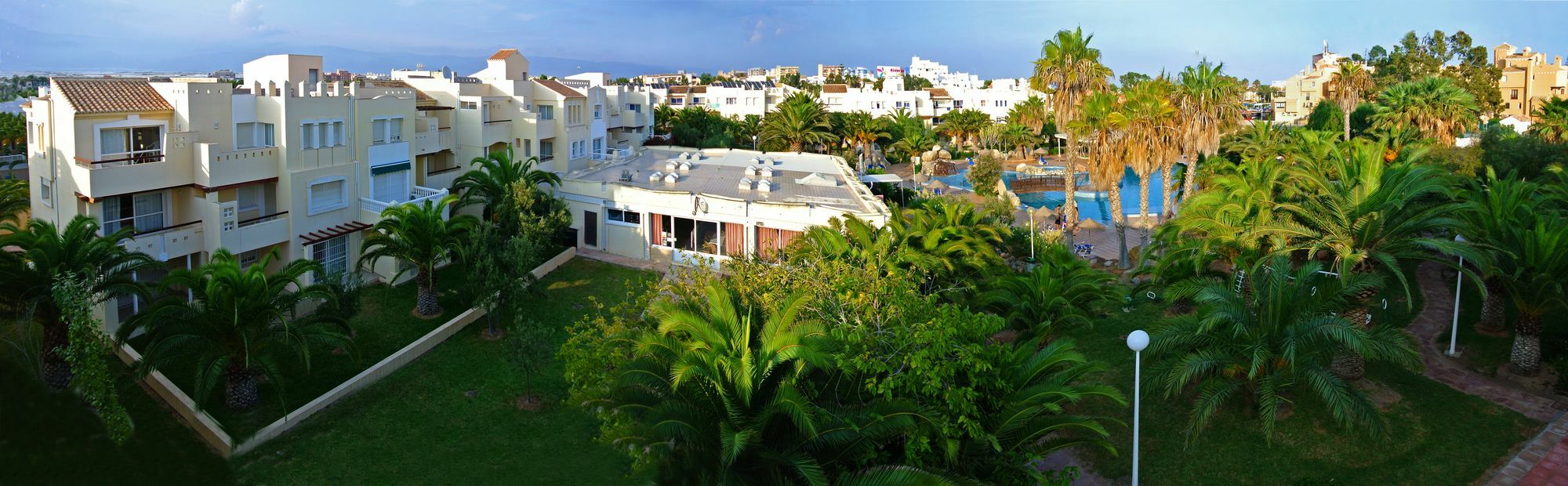 Apartamentos Moguima Roquetas de Mar Exterior foto